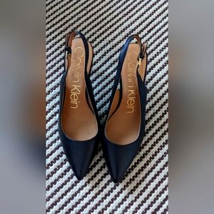 Calvin Klein 9.5 women 2 in heel